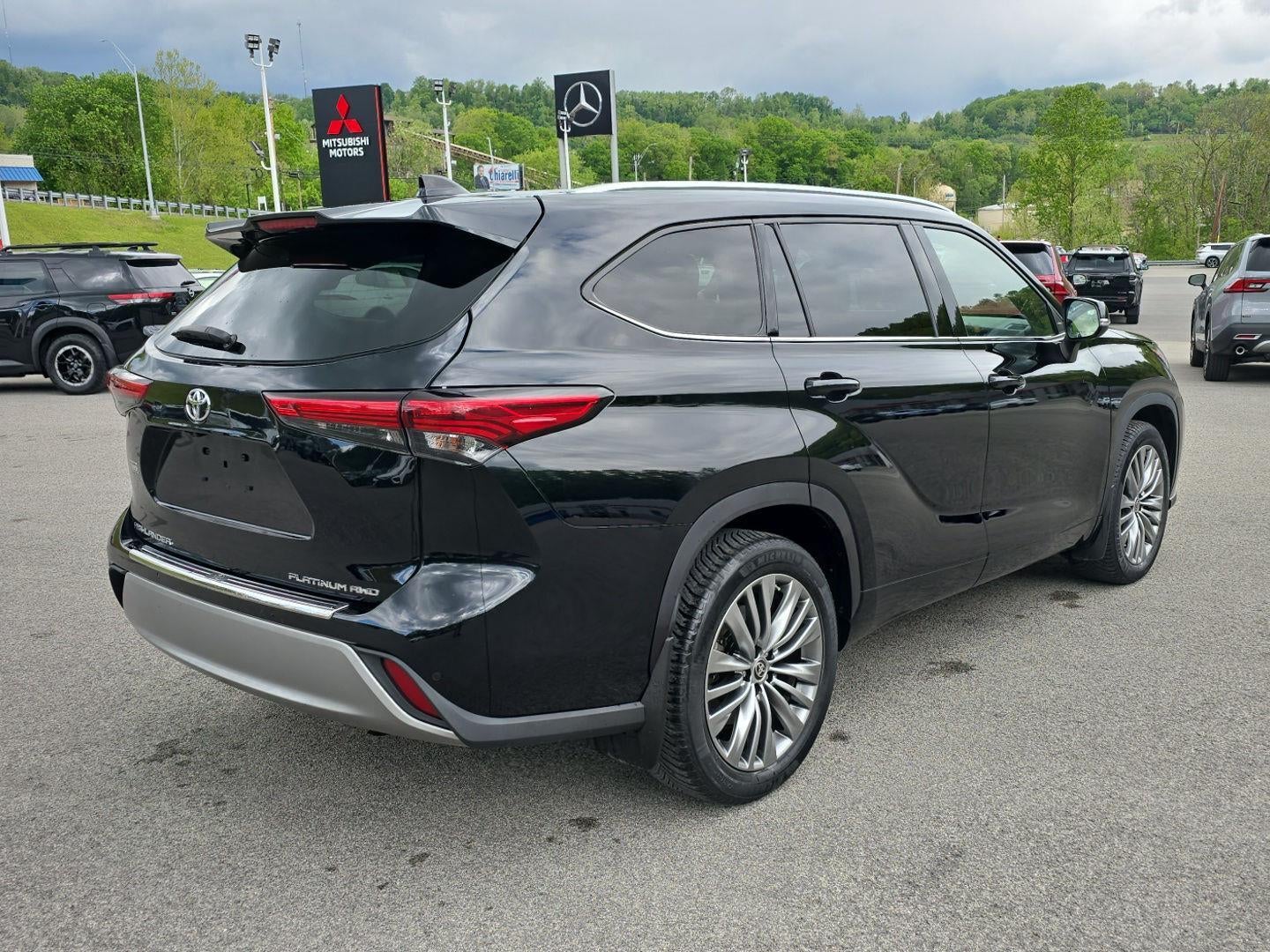 2020 Toyota Highlander Platinum