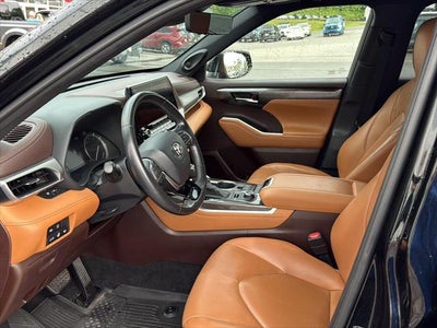 2020 Toyota Highlander Platinum