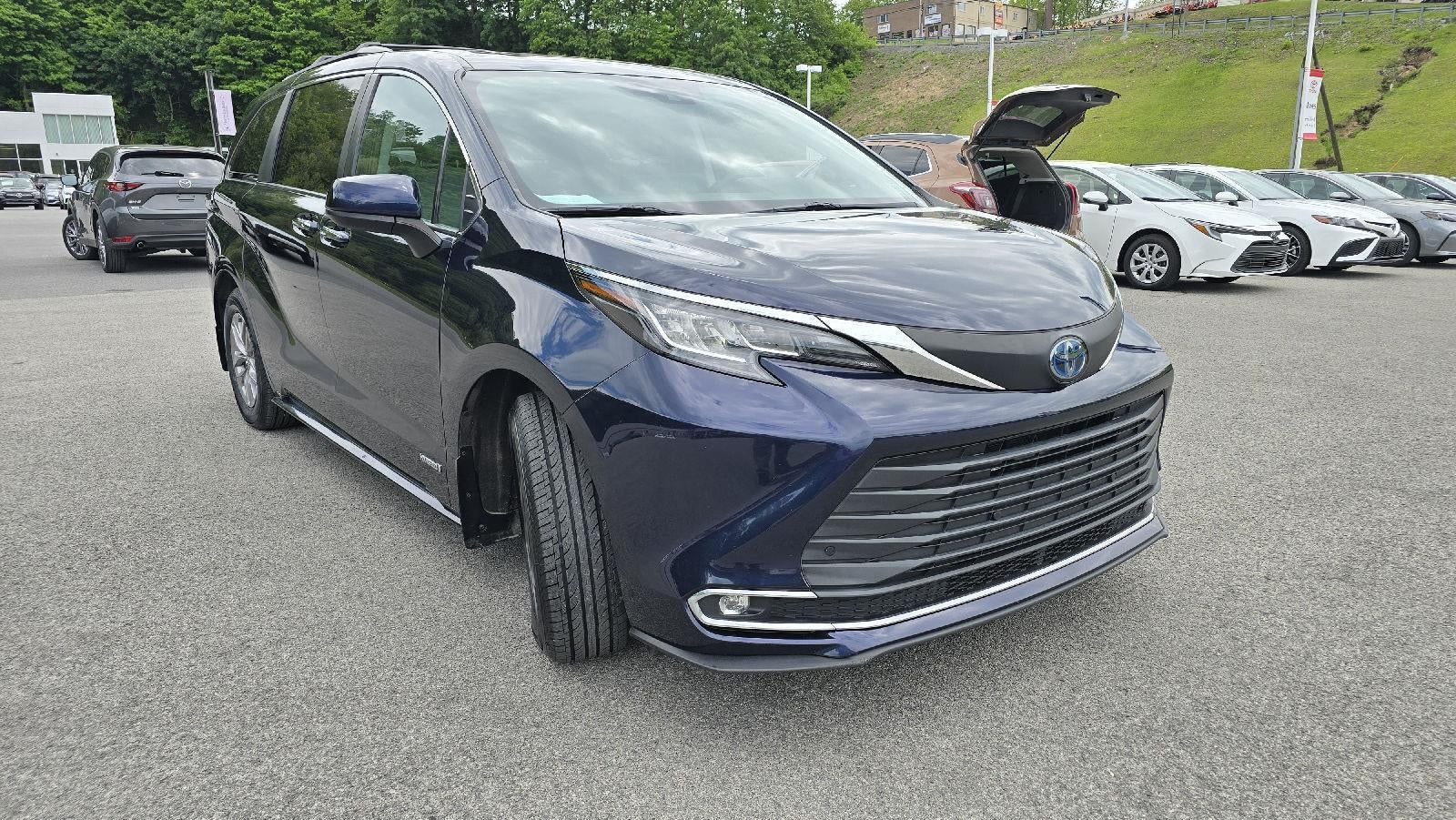 2021 Toyota Sienna XLE