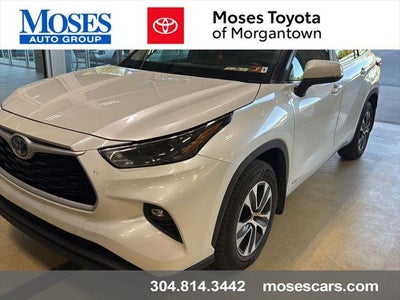 2024 Toyota Highlander Hybrid XLE