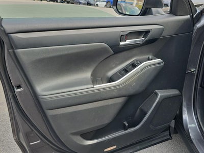 2023 Toyota Highlander Hybrid XLE