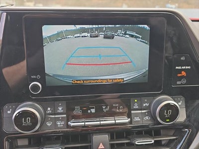 2023 Toyota Highlander Hybrid XLE