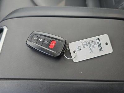 2023 Toyota Highlander Hybrid XLE