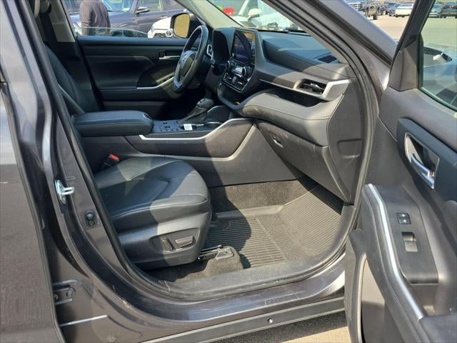 2023 Toyota Highlander Hybrid XLE