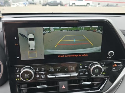 2023 Toyota Highlander Platinum
