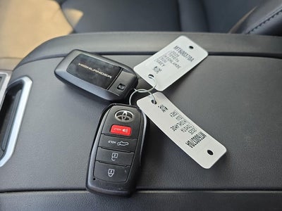 2025 Toyota Highlander Limited