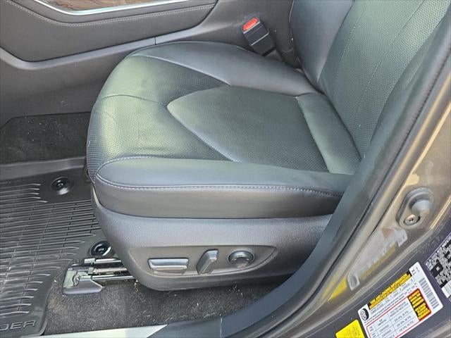 2025 Toyota Highlander Limited