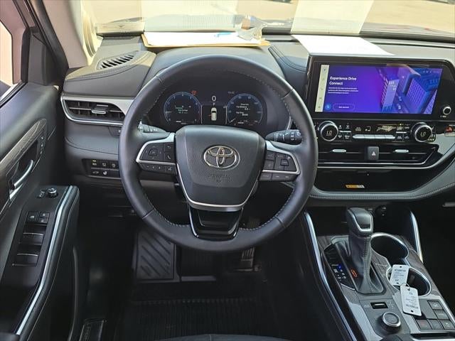 2025 Toyota Highlander Limited