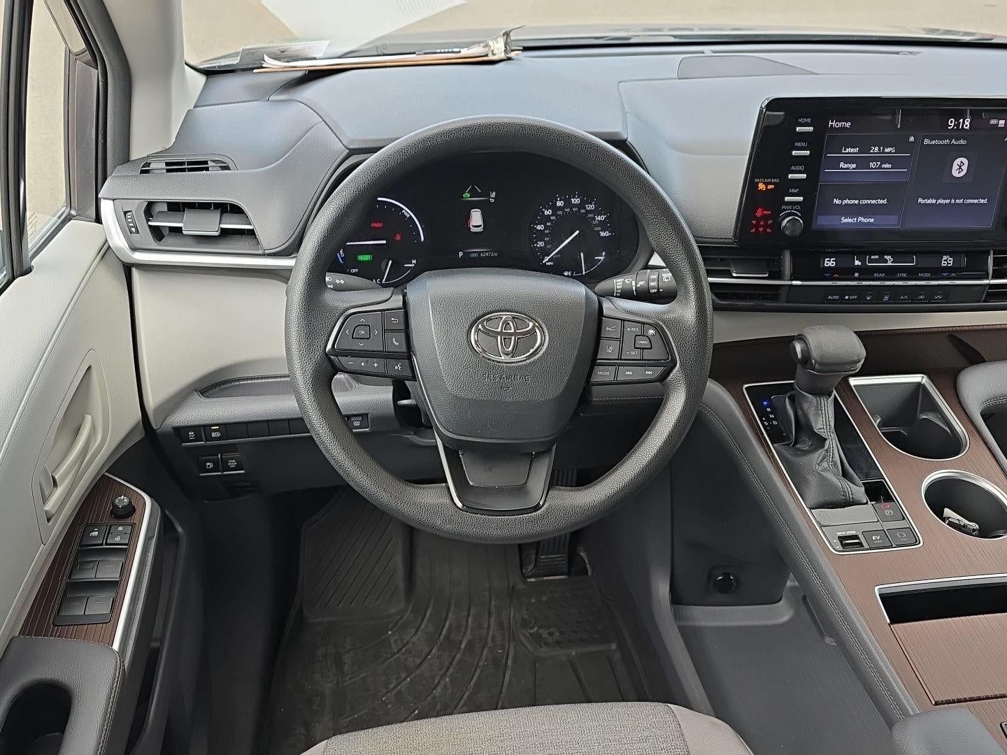 2023 Toyota Sienna LE 8-Passenger