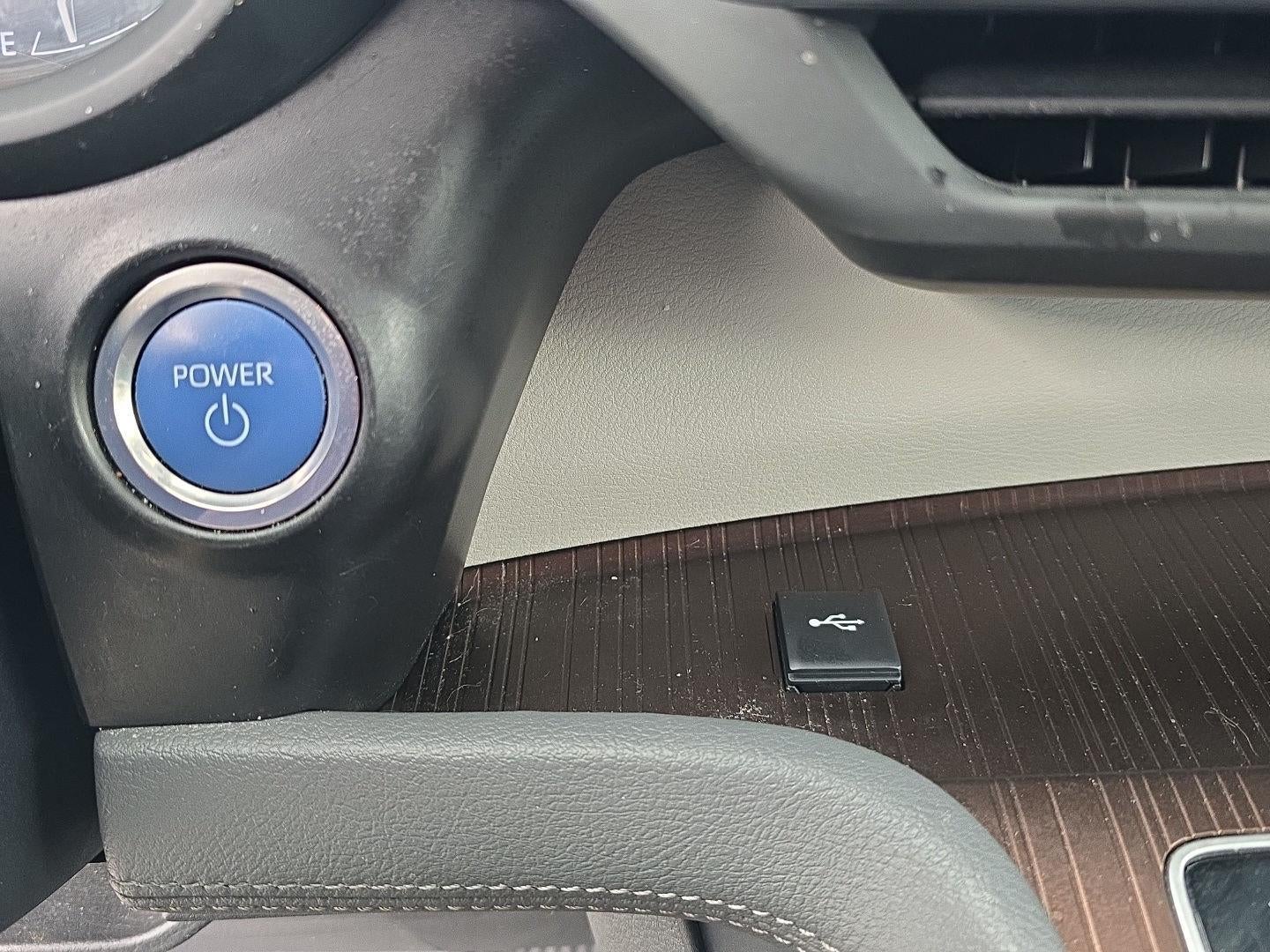 2023 Toyota Sienna LE 8-Passenger