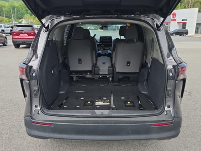 2023 Toyota Sienna LE 8-Passenger