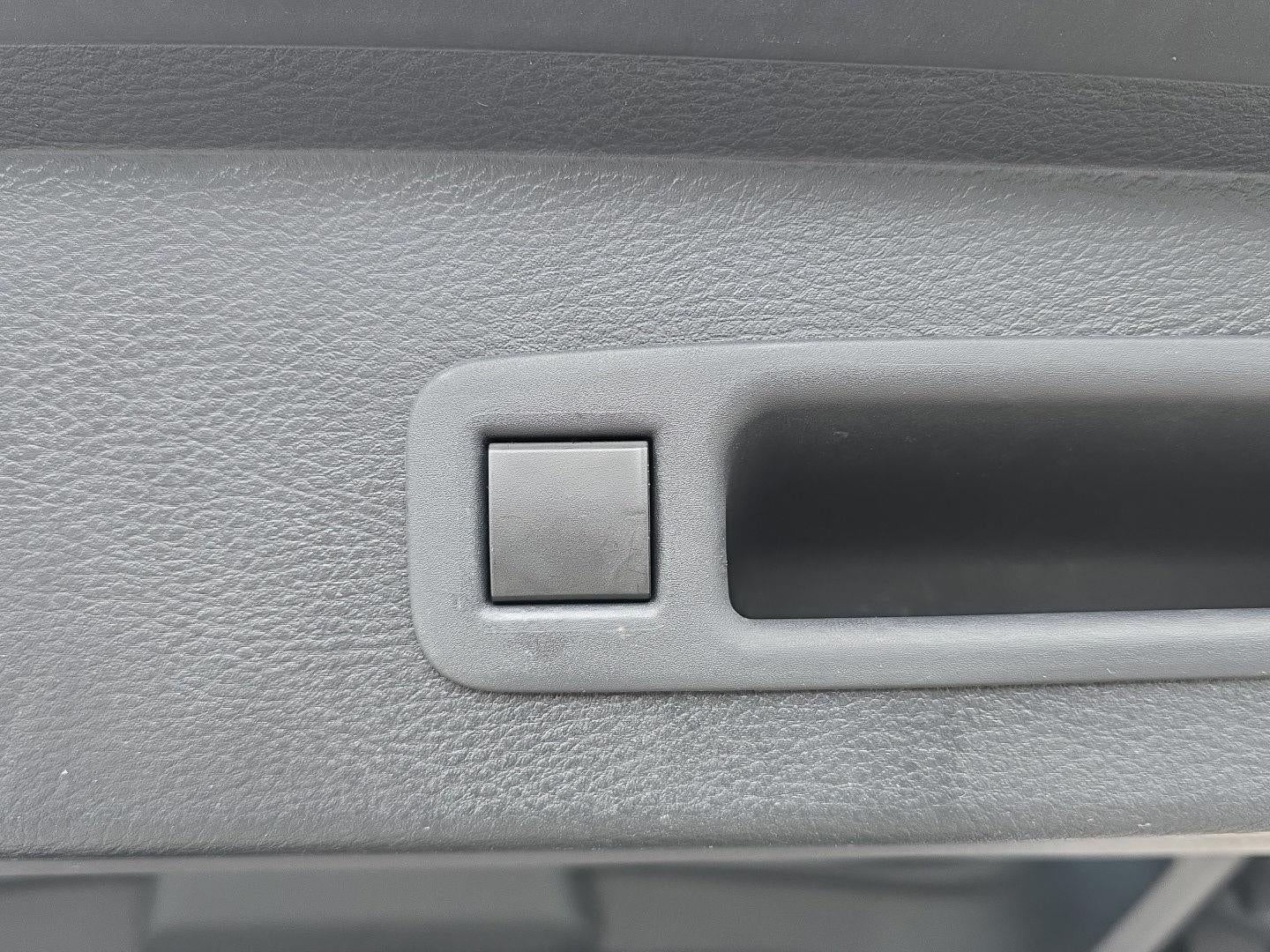 2023 Toyota Sienna LE 8-Passenger