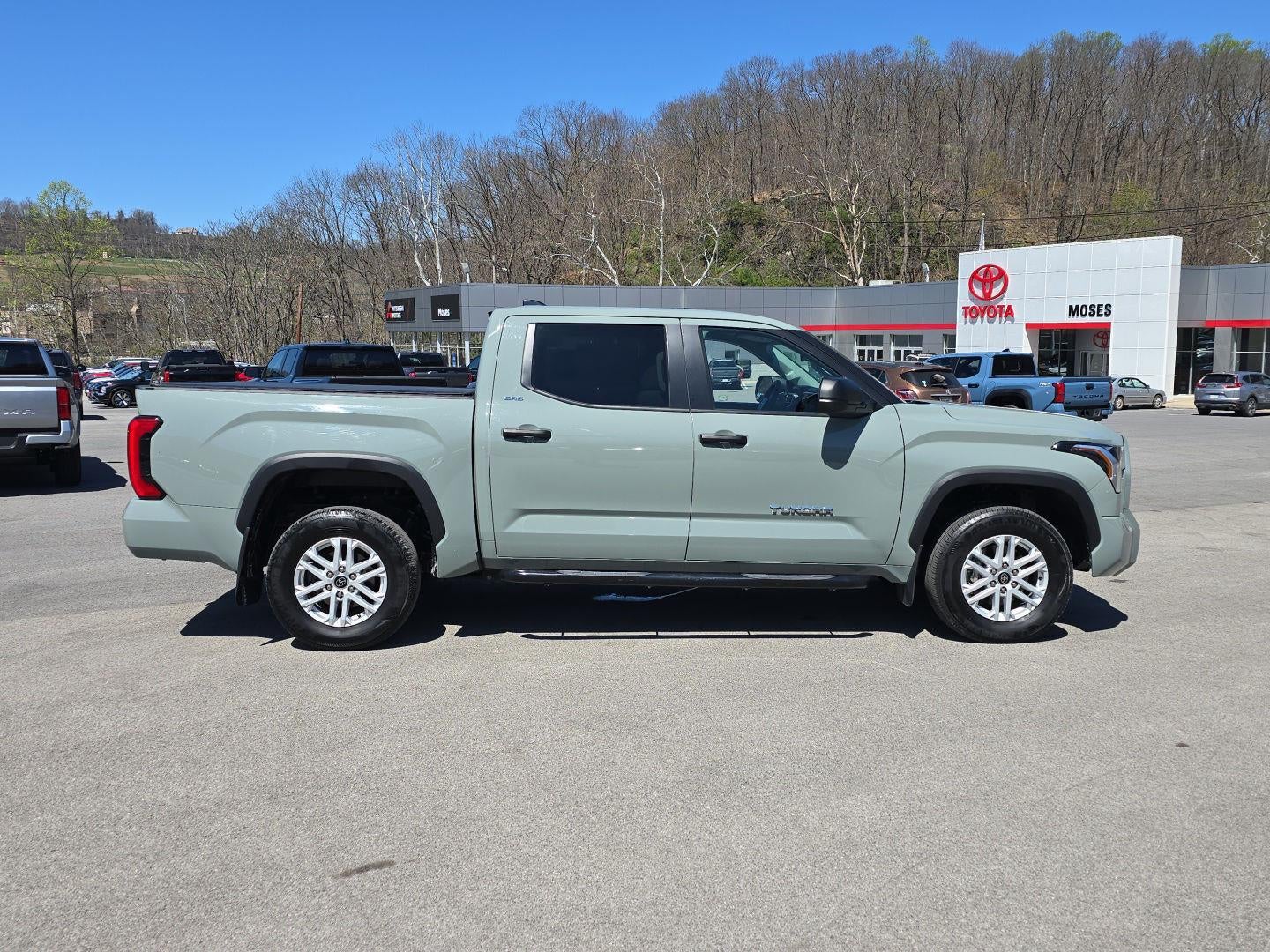2024 Toyota Tundra SR5