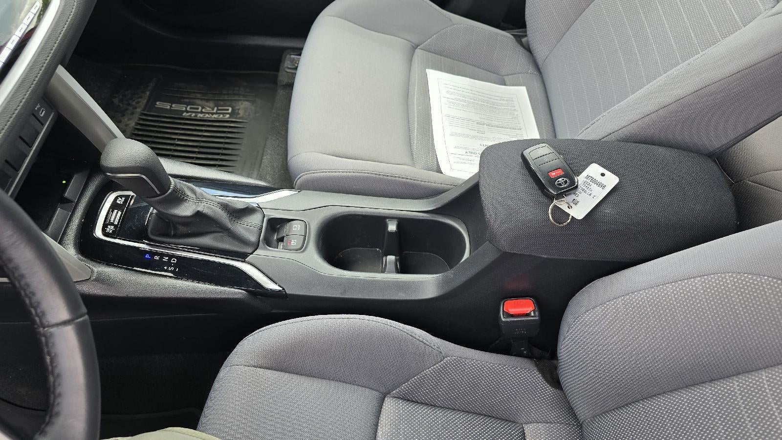 2024 Toyota Corolla Cross Hybrid SE