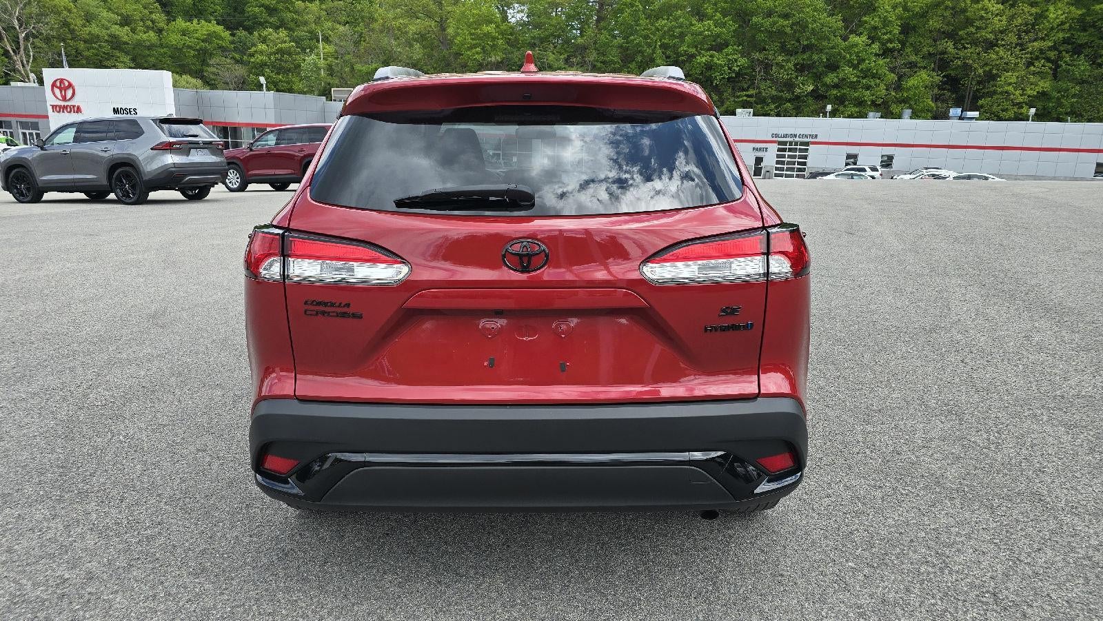 2024 Toyota Corolla Cross Hybrid SE