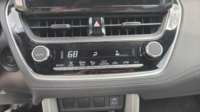 2024 Toyota Corolla Cross Hybrid SE