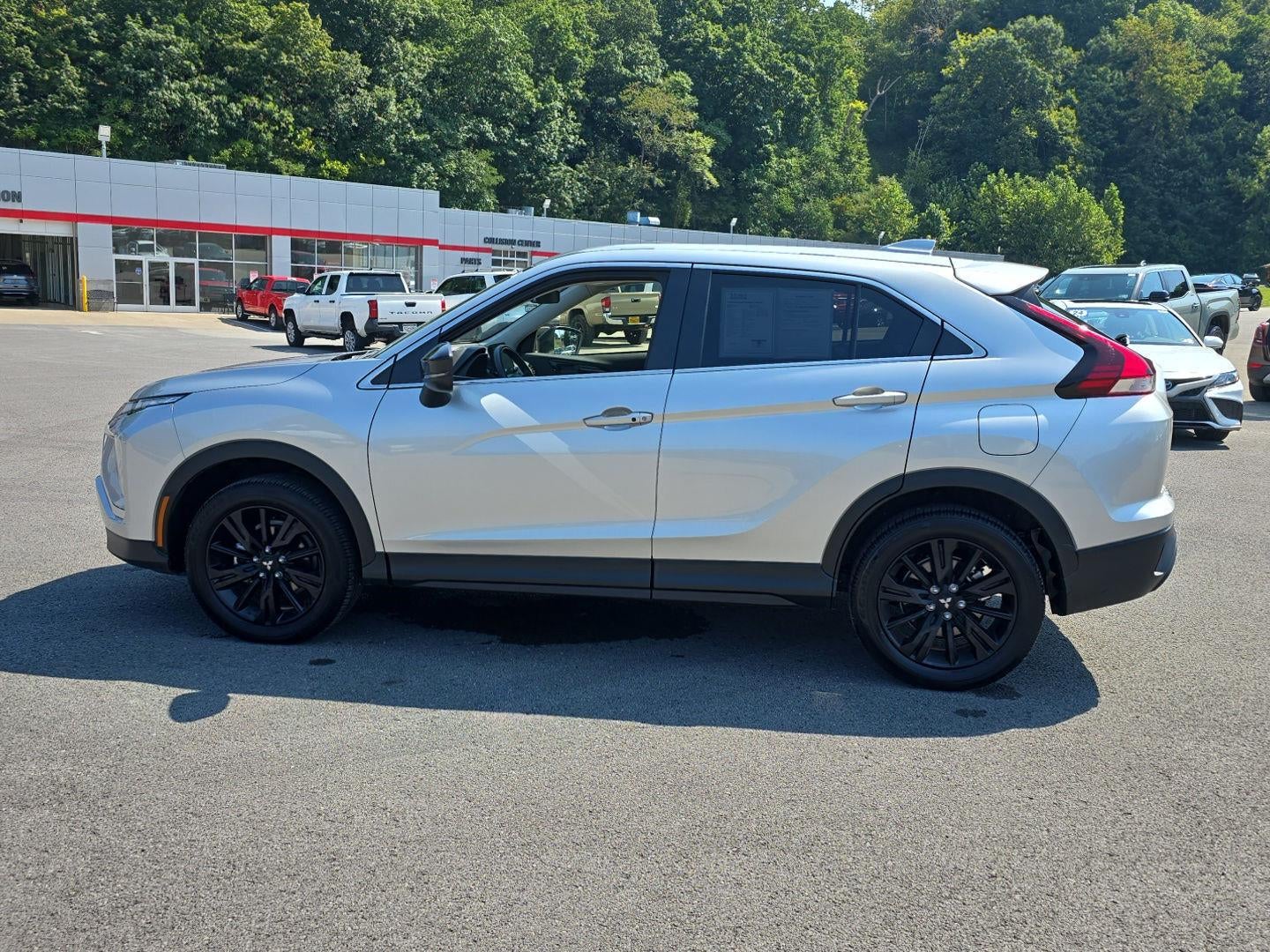 2026 Mitsubishi Eclipse Cross LE