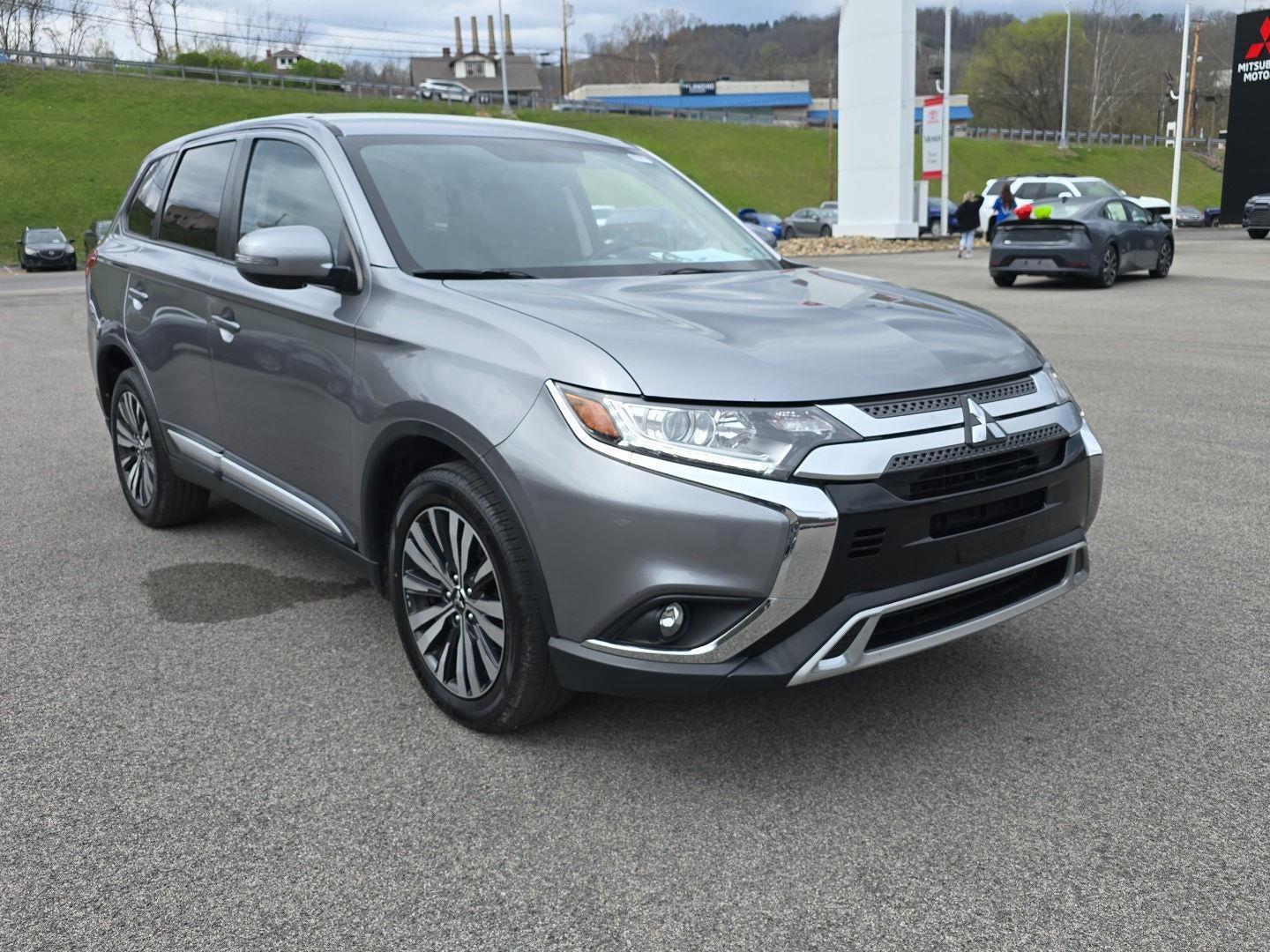 2019 Mitsubishi Outlander SE
