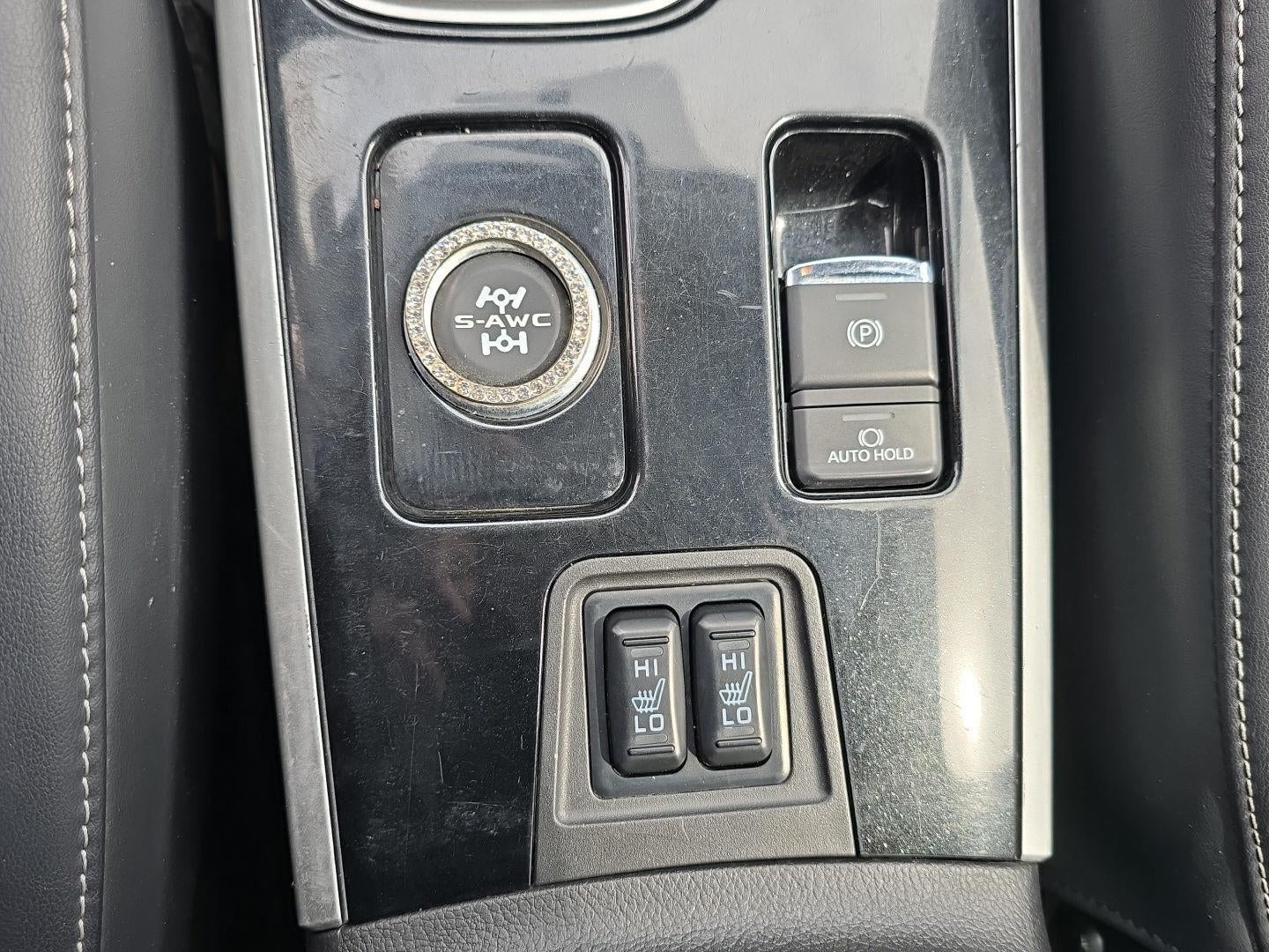 2019 Mitsubishi Outlander SE