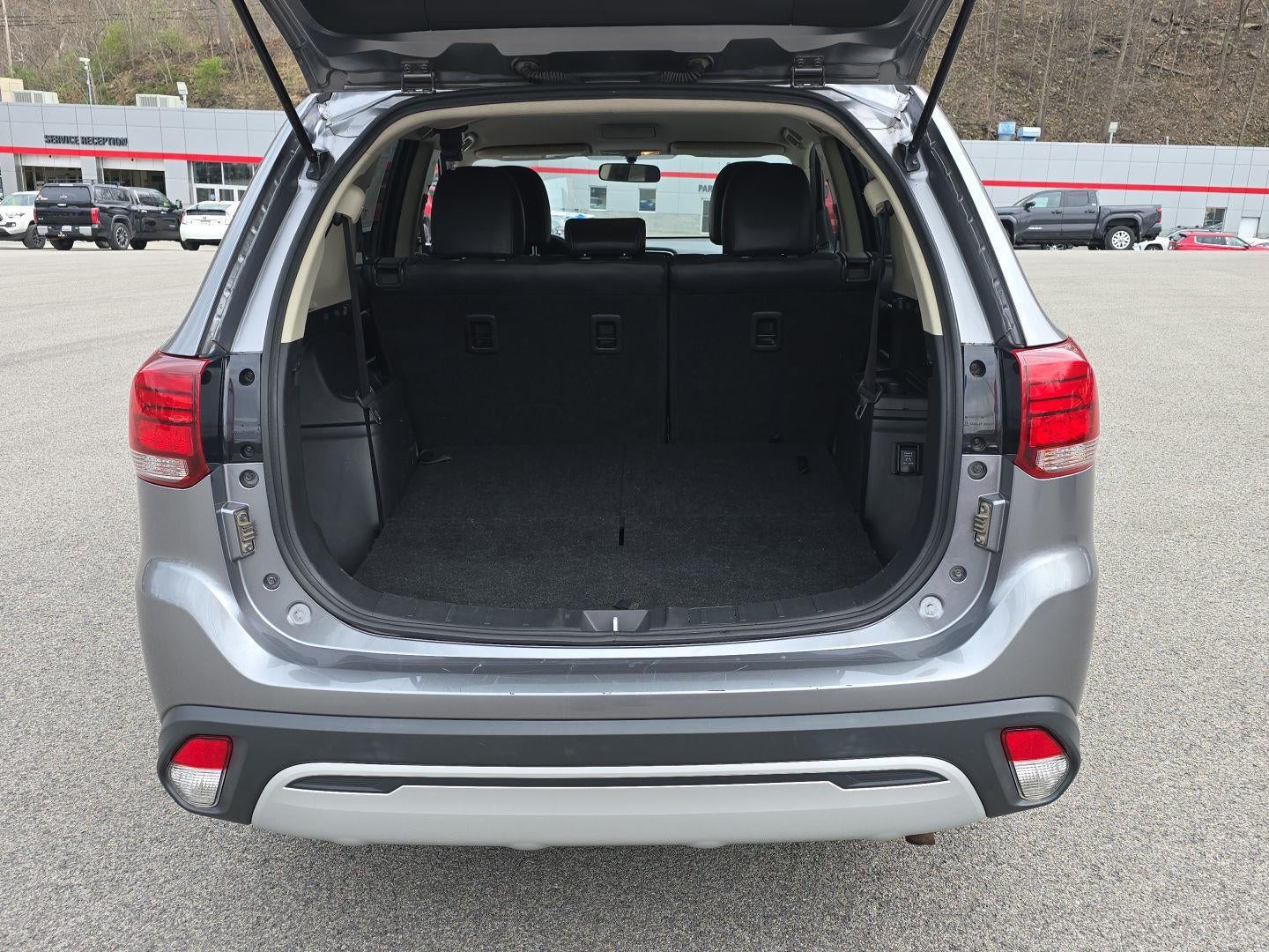 2019 Mitsubishi Outlander SE