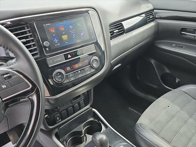 2019 Mitsubishi Outlander SE