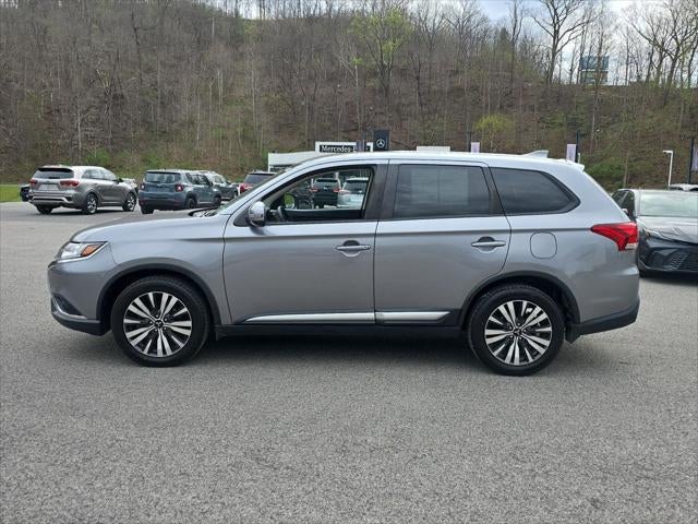 2019 Mitsubishi Outlander SE