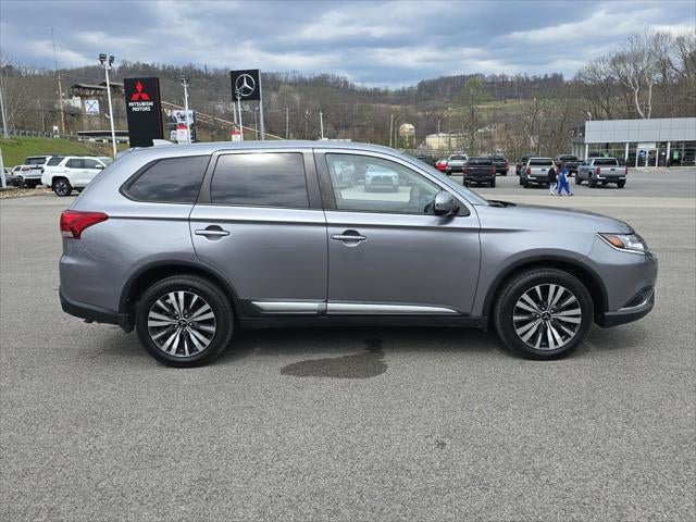 2019 Mitsubishi Outlander SE