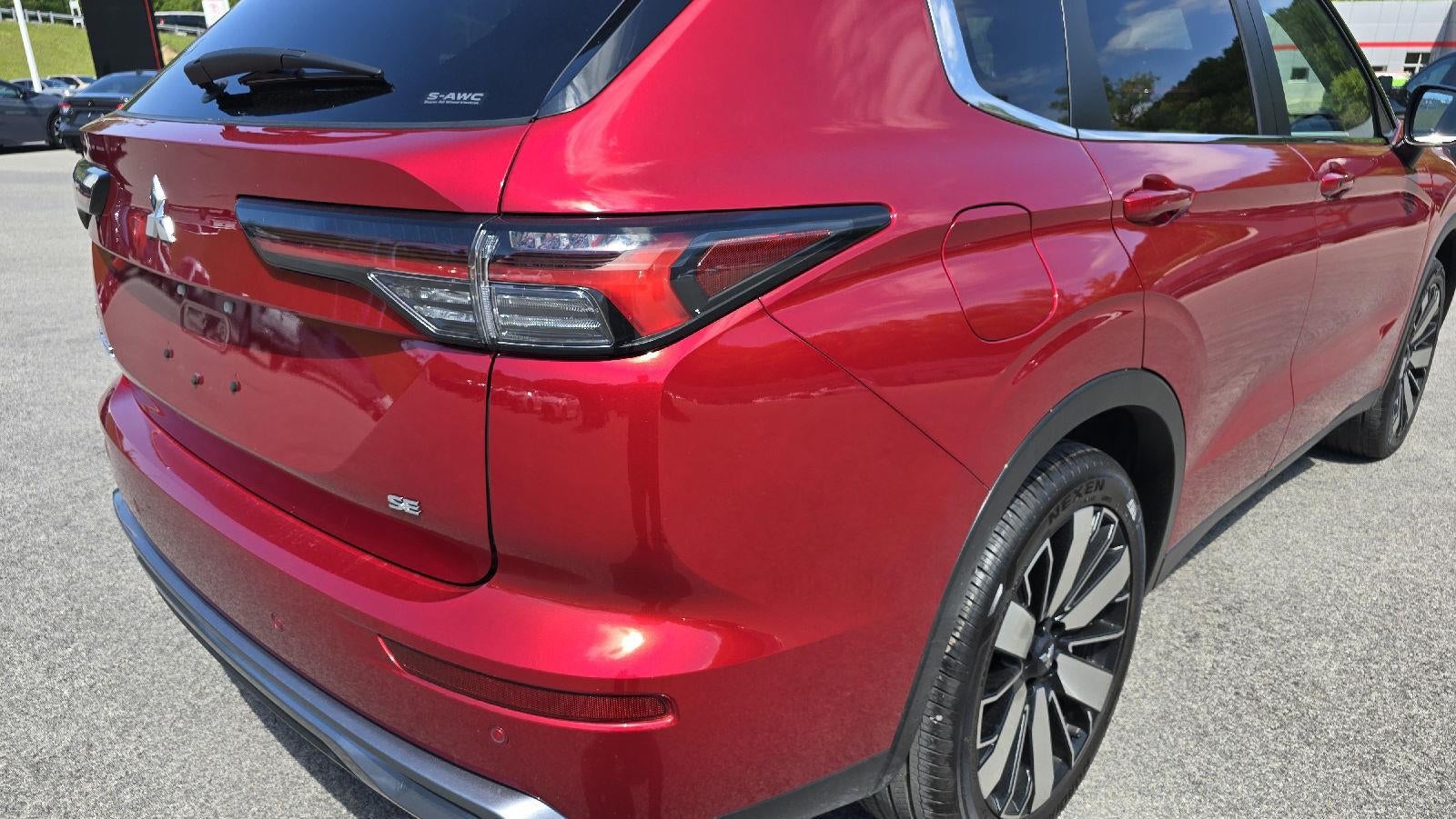 2025 Mitsubishi Outlander SE