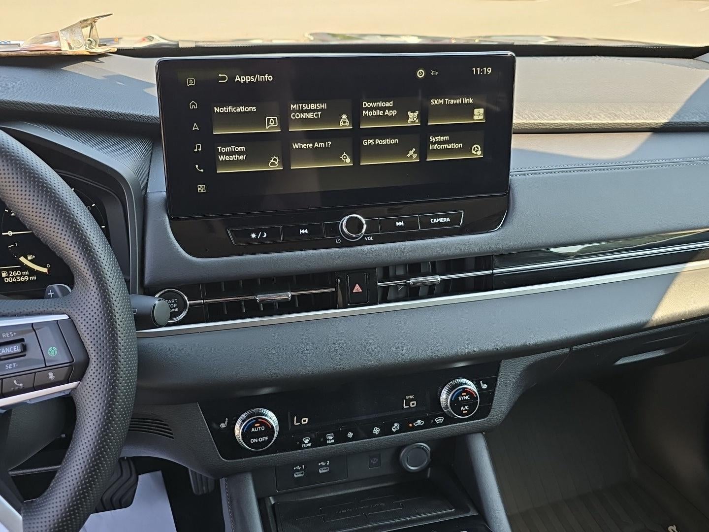2025 Mitsubishi Outlander SE