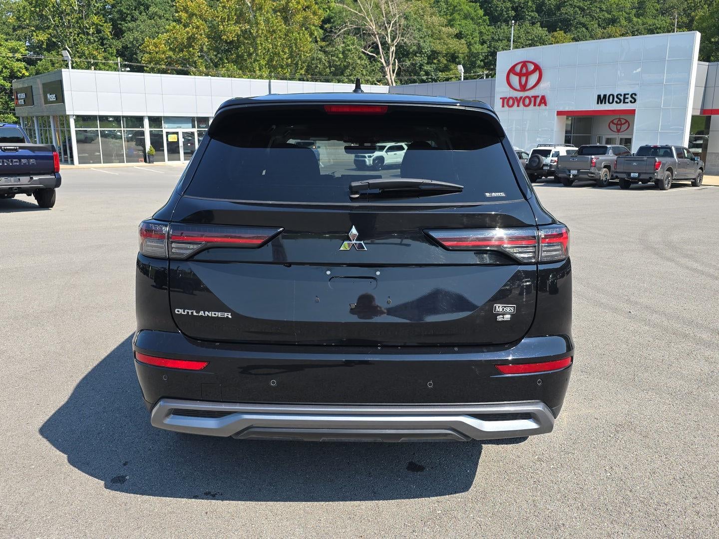 2025 Mitsubishi Outlander SE