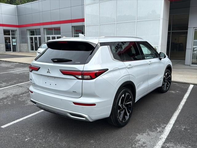 2024 Mitsubishi Outlander SEL