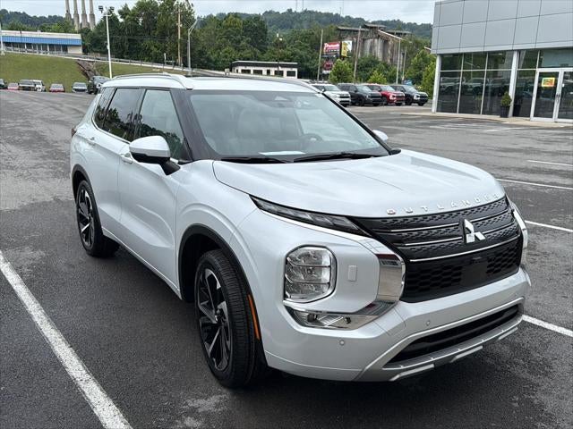 2024 Mitsubishi Outlander SEL
