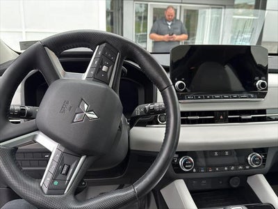 2024 Mitsubishi Outlander SEL