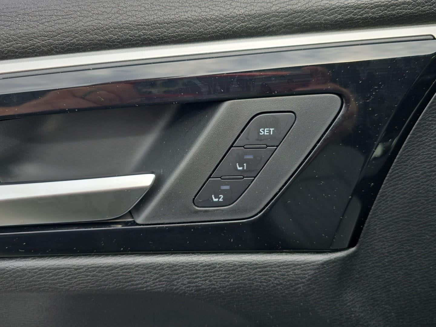 2025 Mitsubishi Outlander Platinum Edition