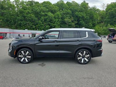 2025 Mitsubishi Outlander Platinum Edition
