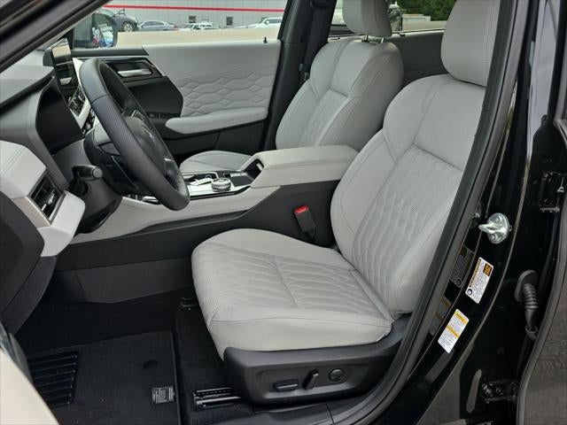2025 Mitsubishi Outlander Platinum Edition