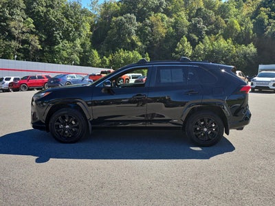2022 Toyota RAV4 Hybrid SE