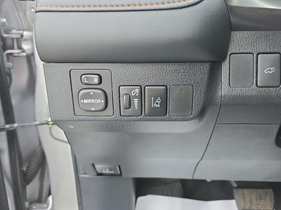 2018 Toyota RAV4 Hybrid SE