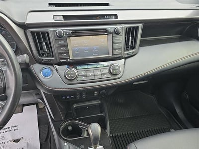 2018 Toyota RAV4 Hybrid SE