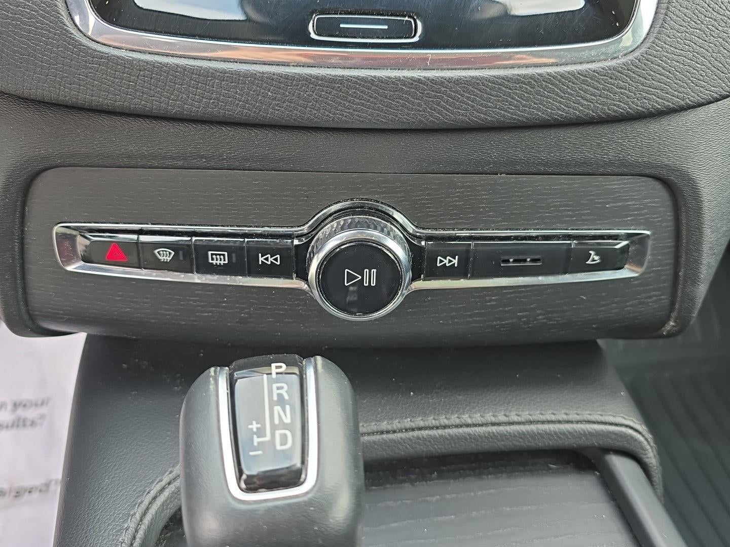 2020 Volvo Xc90 Momentum