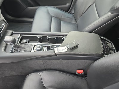 2020 Volvo Xc90 Momentum