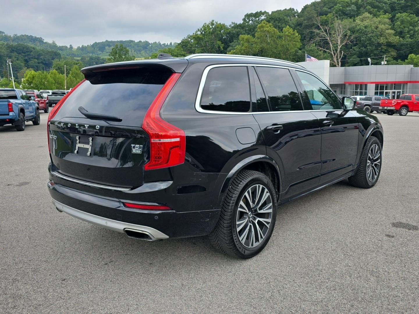 2020 Volvo Xc90 Momentum