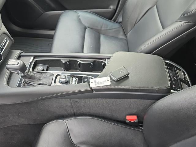 2020 Volvo Xc90 Momentum