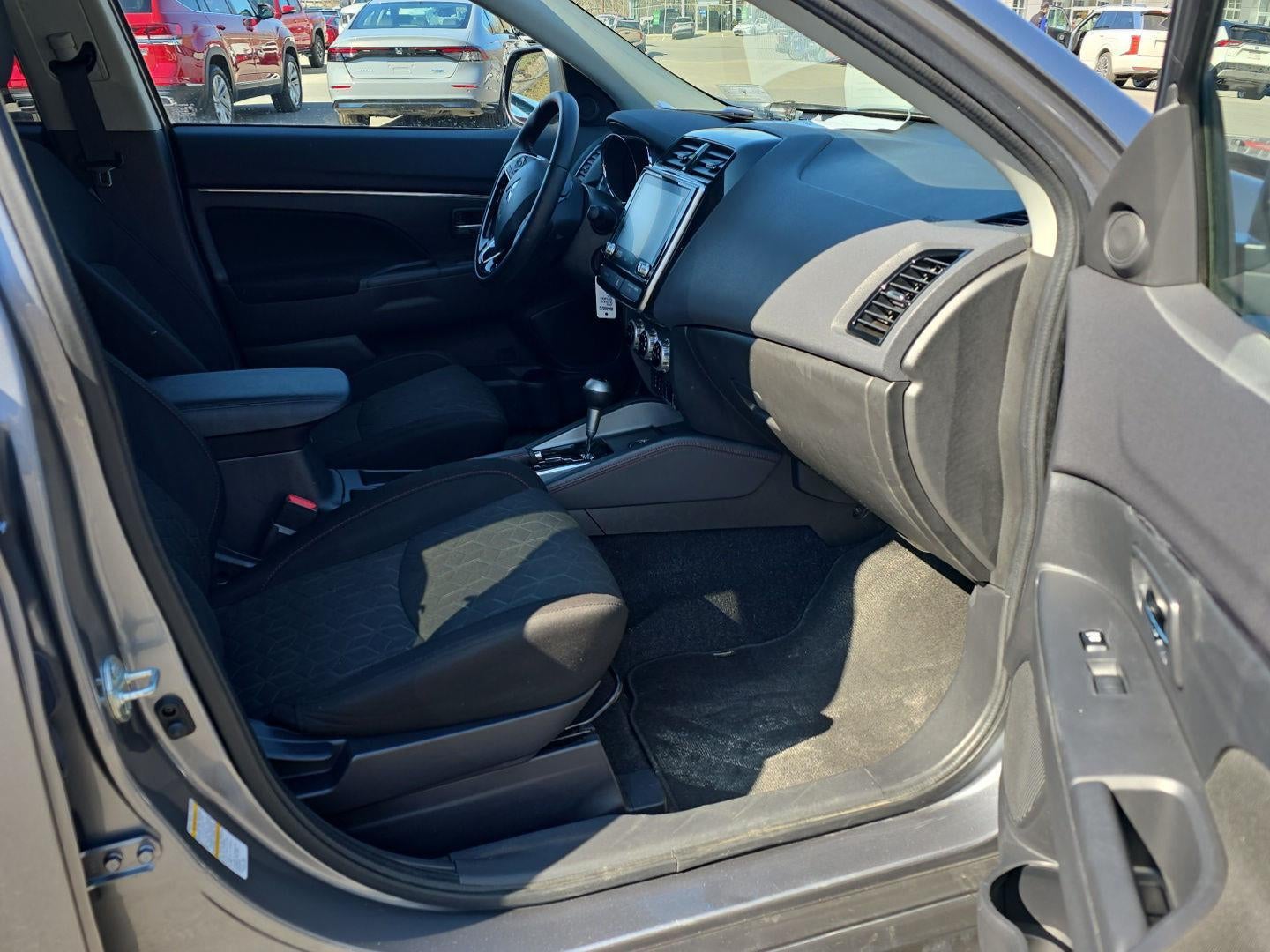 2022 Mitsubishi Outlander Sport LE